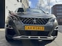 Peugeot 5008 1.2 PureTech GT-Line 7P - AUTOMAAT I Panorama dak I Navigatie / Apple CarPlay I 1/2 Leer I Sport pakket I Dealer ond.