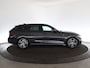 BMW 3-Serie Touring 318i Business Edition | M-Sport | 19" Lichtmetaal | Carplay | Parkeersensoren |