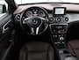 Mercedes-Benz GLA 200 Edition 1 | Panoramadak | Leder | Cruise control | Stoelverwarming | Camera | Night pack | Navigatie | Xenon | Airco