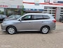 Mitsubishi Outlander 2.4 PHEV PURE / Trekhaak / Dealer onderhouden /