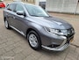Mitsubishi Outlander 2.4 PHEV PURE / Trekhaak / Dealer onderhouden /