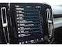 Volvo XC40 231PK Recharge Pure Electric Core Navigatie / Stoelverwarming / Stuurverwarming / Elektrische achterklep / Cruise control / 19" / All season banden