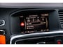 Volvo V60 2.0 T4 Polar+ Dynamic | Adaptieve cruise control | Trekhaak | Stoel/stuur verwarming | Kantel/schuifdak | 19" | Blis | Elektrisch verstelbare voorstoelen | Schakelflippers |