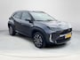 Toyota Yaris Cross 1.5 Hybrid 115 First Edition | Parkeersensoren | Stoel- + stuurverwarming | Carplay | Keyless entry | LED koplampen |
