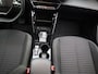Peugeot e-2008 EV Style 50 kWh | Apple Carplay/ Android Auto  | Cruise Control | Climate control |