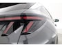 Hyundai Tucson 1.6 T-GDI PHEV Premium (Facelift) | Rijklaar! | Widescreen | HUD | Stoelventilatie | Memory | 360*+PDC | Stuur-Stoelverw. | Nav+App.Connect | Elek. Klep | v