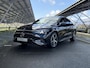 Mercedes-Benz CLA 200 Business Solution AMG 58 kWh | Night | Panoramadak | Premium Plus | Superscreen | Trekhaak | Head-Up | Burmester | 19" LM velgen |