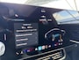 Mercedes-Benz CLA 200 Business Solution AMG 58 kWh | Night | Panoramadak | Premium Plus | Superscreen | Trekhaak | Head-Up | Burmester | 19" LM velgen |