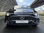 Mercedes-Benz CLA 200 Business Solution AMG 58 kWh | Night | Panoramadak | Premium Plus | Superscreen | Trekhaak | Head-Up | Burmester | 19" LM velgen |