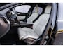 Volvo XC60 2.0 D4 Inscription | Luchtvering | Bowers & Wilkins | Trekhaak | Stoelventilatie & Massage | Panoramadak | 360 Camera | Head Up Display |