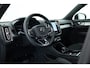 Volvo XC40 2.0 B3 Plus Black Edition | Rijklaar! | S/K-Dak | Harman/Kardon | Bliss | Stuur-stoel+Voorruitverw. | 360*+PDC | Memory | Nav+App.Connect | Elek. Klep V