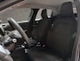 Renault Clio 1.6 E-Tech Hybrid 140 Sport 140Pk Automaat (VIRTUAL COCKPIT, APPLE CARPLAY, GROOT NAVI, CLIMATE, SPORTSTOELEN, LM VELGEN, ELEK RAMEN, NIEUWE APK, NIEUWSTAAT)
