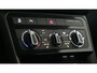 Volkswagen T-Cross 1.0 TSI 95pk Life / Navigatie / Stoelverwarming / Camera
