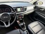 Kia Stonic 1.0 T-GDi ExecutiveLine | Stoel- & Stuurverwarming | Achteruitrijcamera | Dodehoek Detectie | LMV + All Season Banden | Volledig Leder Interieur |