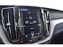 Volvo XC60 T5 AWD 254PK Automaat Inscription | Trekhaak | Panodak | Standkachel | ACC | Stoelverwarming | 19"LMV