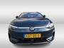 Volkswagen ID.7 Tourer Pro Limited Edition Black 77 kWh Navigatie / 360 graden camera / Trekhaak inklapbaar / Voorstoelen met massageprogramma's Rijdende demo, graag bezichtigen op afspraak