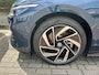 Volkswagen ID.7 Tourer Pro Limited Edition Black 77 kWh Navigatie / 360 graden camera / Trekhaak inklapbaar / Voorstoelen met massageprogramma's Rijdende demo, graag bezichtigen op afspraak