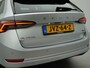 Skoda Octavia Combi 1.0 e-TSI Business Edition | Apple Carplay | Navigatie | Parkeersensoren voor en achter | Wifi | Spraakbediening | Cruise control | Bluetooth |