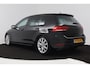 Volkswagen Golf 1.5 TSI Highline Business R-Line (NAVIGATIE, STOELVERWARMING, LED, MASSAGE STOELEN, PDC)