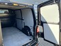 Volkswagen Transporter 2.0 TDI L1H1 Airco Trekhaak 2200kg trekgewicht Kastinrichting 3-Persoons Telefoonverbinding Euro 6 Bpm vrij voor particulier gebruik!!