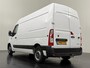 Renault Master 2.3DCi 150PK L2H2 Geisoleerd | Navigatie | Camera | Airco | Cruise | 3-Zit