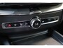 Volvo XC60 T6 350PK AWD Plus Black Edition | Facelift | Pano-dak | Premium Pack | Lighting Pack