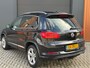 Volkswagen Tiguan 1.4 TSI Sport&Style R-Line|100% onderhouden|Pano|Camera|Trekhaak|Navi|Lane Assist|Verkeersbordherkenning