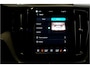 Volvo XC60 2.0 T8 AWD 335kW/456pk Aut8 Recharge Ultra Dark Edition LUCHTVERING + BOWERS&WILKINS + PANORAMADAK + BLIS + HEAD-UP + PILOT ASSIST + V&A STOEL-&STUURVERWARMING + ADAPT.CRUISE + GOOGLE DASH&SERVICES + STOELVENTILATIE&-MASSAGE + 360 CAMERA + 21" LM-VELGEN!!