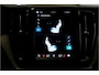 Volvo XC60 2.0 T8 AWD 335kW/456pk Aut8 Recharge Ultra Dark Edition LUCHTVERING + BOWERS&WILKINS + PANORAMADAK + BLIS + HEAD-UP + PILOT ASSIST + V&A STOEL-&STUURVERWARMING + ADAPT.CRUISE + GOOGLE DASH&SERVICES + STOELVENTILATIE&-MASSAGE + 360 CAMERA + 21" LM-VELGEN!!