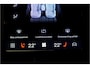 Volvo XC60 2.0 T8 AWD 335kW/456pk Aut8 Recharge Ultra Dark Edition LUCHTVERING + BOWERS&WILKINS + PANORAMADAK + BLIS + HEAD-UP + PILOT ASSIST + V&A STOEL-&STUURVERWARMING + ADAPT.CRUISE + GOOGLE DASH&SERVICES + STOELVENTILATIE&-MASSAGE + 360 CAMERA + 21" LM-VELGEN!!