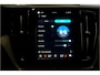 Volvo XC60 2.0 T8 AWD 335kW/456pk Aut8 Recharge Ultra Dark Edition LUCHTVERING + BOWERS&WILKINS + PANORAMADAK + BLIS + HEAD-UP + PILOT ASSIST + V&A STOEL-&STUURVERWARMING + ADAPT.CRUISE + GOOGLE DASH&SERVICES + STOELVENTILATIE&-MASSAGE + 360 CAMERA + 21" LM-VELGEN!!