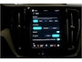 Volvo XC60 2.0 T8 AWD 335kW/456pk Aut8 Recharge Ultra Dark Edition LUCHTVERING + BOWERS&WILKINS + PANORAMADAK + BLIS + HEAD-UP + PILOT ASSIST + V&A STOEL-&STUURVERWARMING + ADAPT.CRUISE + GOOGLE DASH&SERVICES + STOELVENTILATIE&-MASSAGE + 360 CAMERA + 21" LM-VELGEN!!