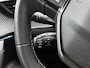 Peugeot e-2008 SUV EV GT 54 kWh 156pk | NIEUW MODEL | 406km WLTP Actieradius | Navigatie | Camera v+a | Climate Control | Full Led koplampen | Parkeersensoren v+a | Keyless | Cruise Control | Dodehoeksensor | DAB+ radio | Half lederen sportstoelen | Draadloze Apple Carplay / Android Auto + telefoonlader | Donker getint glas | 17" lichtmetalen velgen |