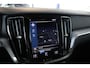 Volvo V60 2.0 B3 Momentum Advantage Camera | Leder | Carplay | Adapt. Cruise | Navi | Bluetooth | 17" LMV | PDC V+A