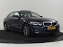 BMW 3-Serie 320i High Executive Edition | Panoramadak | Leder | Stoel & Stuurverwarming | Adaptive Cruise | Sfeerverlichting