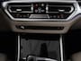 BMW 3-Serie 320i High Executive Edition | Panoramadak | Leder | Stoel & Stuurverwarming | Adaptive Cruise | Sfeerverlichting