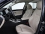 BMW 3-Serie 320i High Executive Edition | Panoramadak | Leder | Stoel & Stuurverwarming | Adaptive Cruise | Sfeerverlichting
