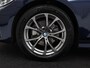 BMW 3-Serie 320i High Executive Edition | Panoramadak | Leder | Stoel & Stuurverwarming | Adaptive Cruise | Sfeerverlichting