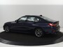 BMW 3-Serie 320i High Executive Edition | Panoramadak | Leder | Stoel & Stuurverwarming | Adaptive Cruise | Sfeerverlichting