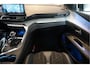 Peugeot 5008 1.2 PureTech GT SPORT | LEER/ Alcantara | Sfeerverlichting | APPLE | NL auto | Dealer onderhouden |