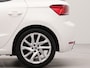 SEAT Ibiza 1.0 EcoTSI FR Business Connect | Apple Carplay | Navigatie | Achteruitrij camera | Bluetooth | Parkeersensoren voor en achter | Sportstoelen | Voorstoelen verwarmd |