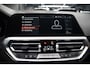 BMW 3-Serie 330i High Executive Leer Navi ACC PDC Virtual Climate (3-zone) PDC LM velgen