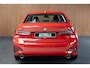 BMW 3-Serie 330i High Executive Leer Navi ACC PDC Virtual Climate (3-zone) PDC LM velgen