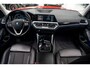 BMW 3-Serie 330i High Executive Leer Navi ACC PDC Virtual Climate (3-zone) PDC LM velgen