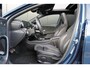 Mercedes-Benz A-klasse 250 e Business Solution AMG Limited | Panoramadak | Burmeister | Sfeerverlichting | Dealer onderhouden | Stoelverwarming | Parkeercamera | LED |