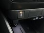 Toyota Yaris 1.5 Hybrid 115 Dynamic Comfort Pack | BTW voertuig | Dodehoek detectie | Stoel+stuurverwarming | Parkeersensoren voor+achter | Draadloze telefoonlader | Apple CarPlay/Android Auto | Cruise Control Adaptive | Climate Control |