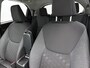 Toyota Yaris 1.5 Hybrid 115 Dynamic Comfort Pack | BTW voertuig | Dodehoek detectie | Stoel+stuurverwarming | Parkeersensoren voor+achter | Draadloze telefoonlader | Apple CarPlay/Android Auto | Cruise Control Adaptive | Climate Control |