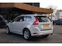Volvo XC60 2.0 T5 R-Design|Rijklaar!|Camera|Trekhaak|Dealeronderhouden|Clima|Cruise