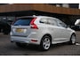 Volvo XC60 2.0 T5 R-Design|Rijklaar!|Camera|Trekhaak|Dealeronderhouden|Clima|Cruise