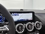 Mercedes-Benz EQA 250+ Business Solution AMG 71 kWh | Rijassistentiepakket | Nightpakket | GUARD 360° Plus | Trekhaak | Smartphone integratie | 20 inch AMG velgen | Panoramaschuifdak | 360°-camera | Burmester Sound systeem |